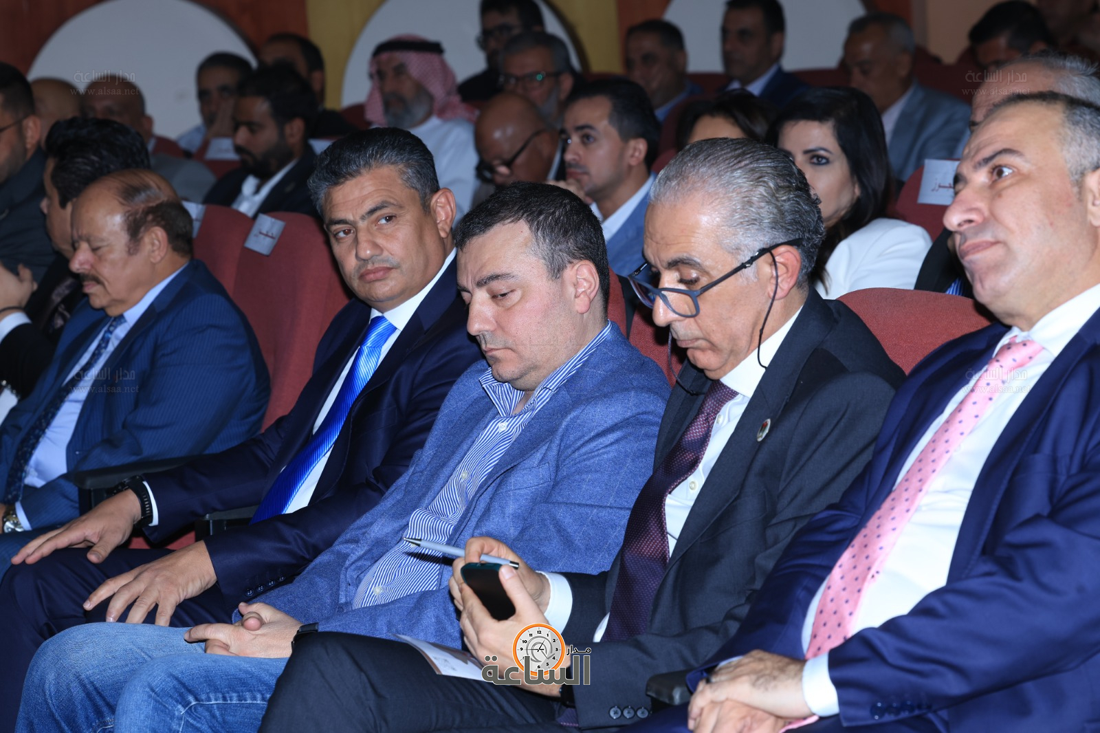 Madar Al-Saa Images 0.5622433410563227