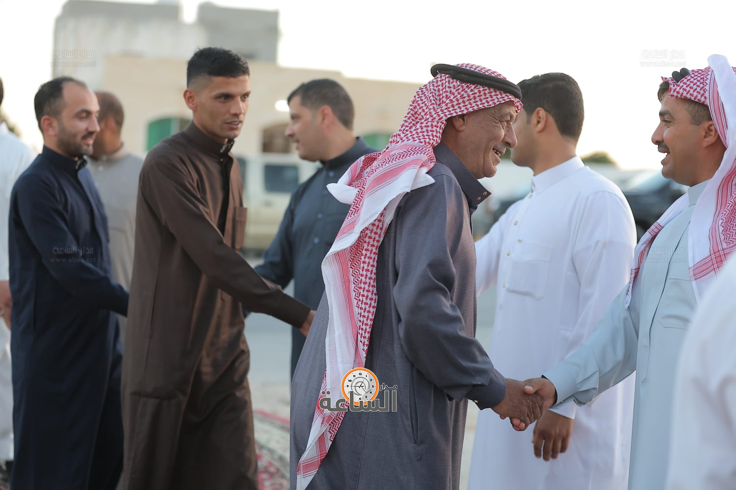 Madar Al-Saa Images 0.5572741671708821