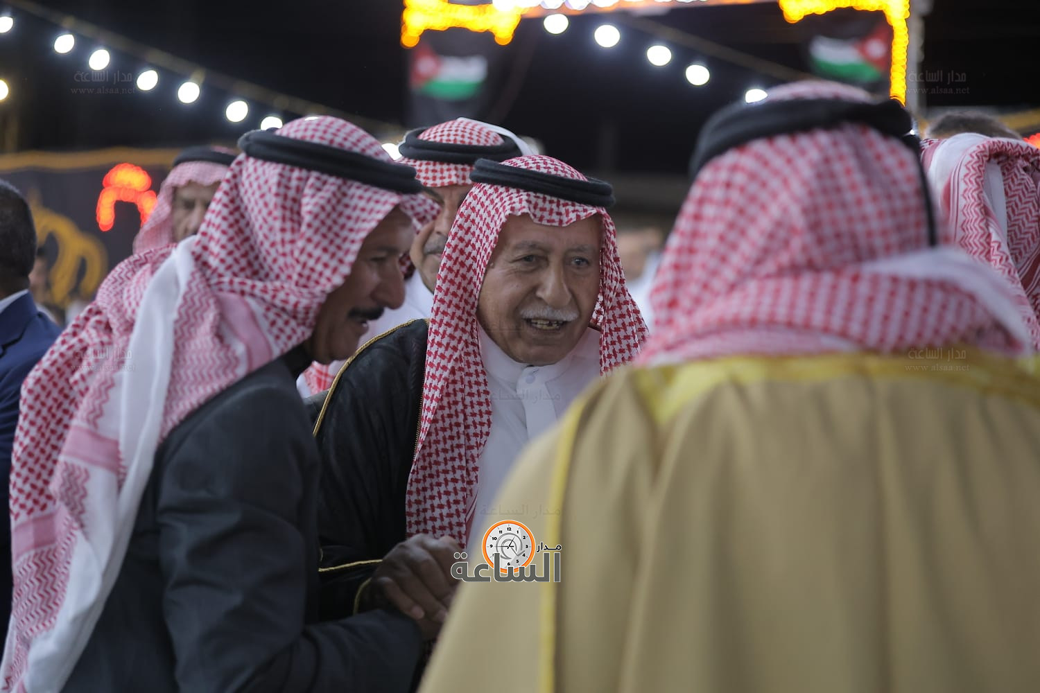 Madar Al-Saa Images 0.9658589198241292