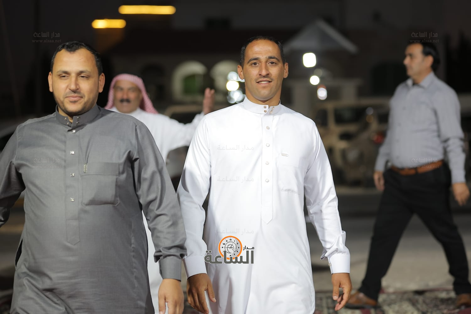 Madar Al-Saa Images 0.32003321146938135