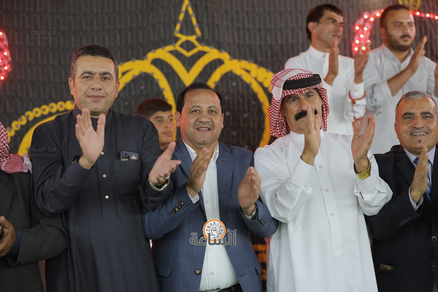 Madar Al-Saa Images 0.6105908631463499