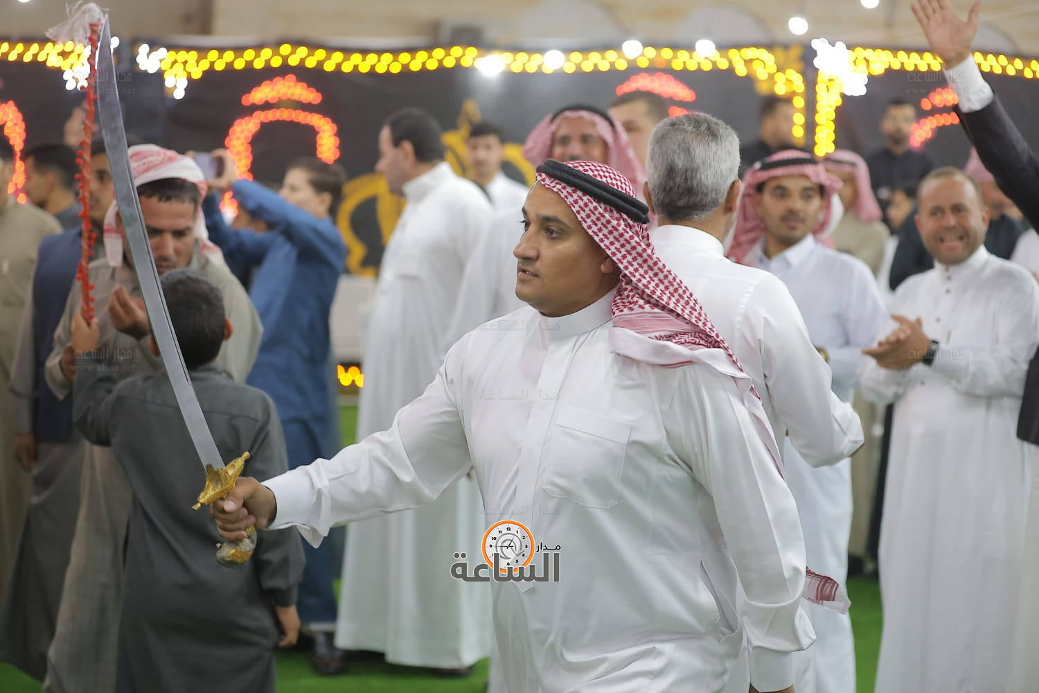 Madar Al-Saa Images 0.854047885173868