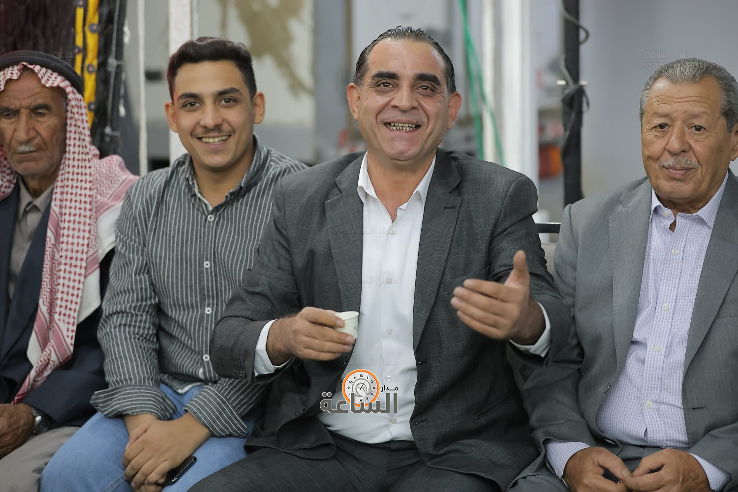 Madar Al-Saa Images 0.9310446577397014