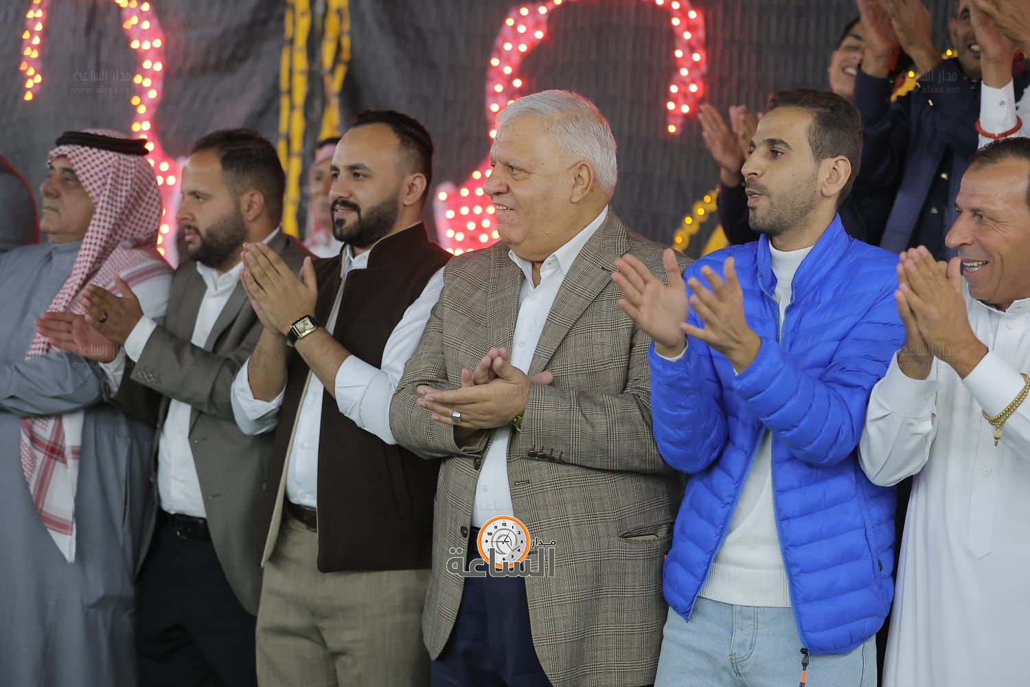 Madar Al-Saa Images 0.9700868915569445