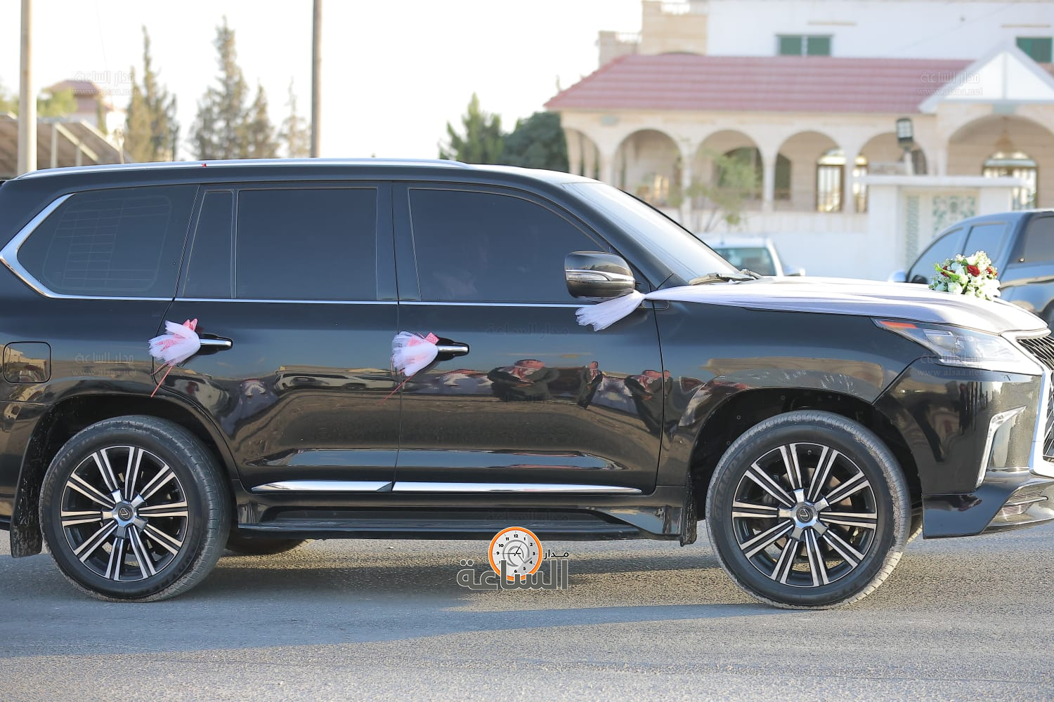 Madar Al-Saa Images 0.421753488154365