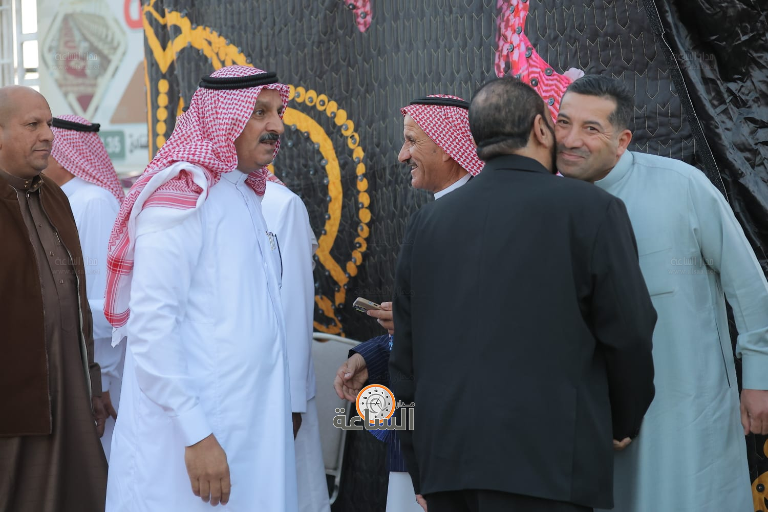 Madar Al-Saa Images 0.34441739557216144