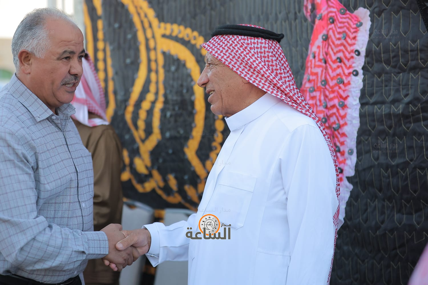 Madar Al-Saa Images 0.6453852130271599