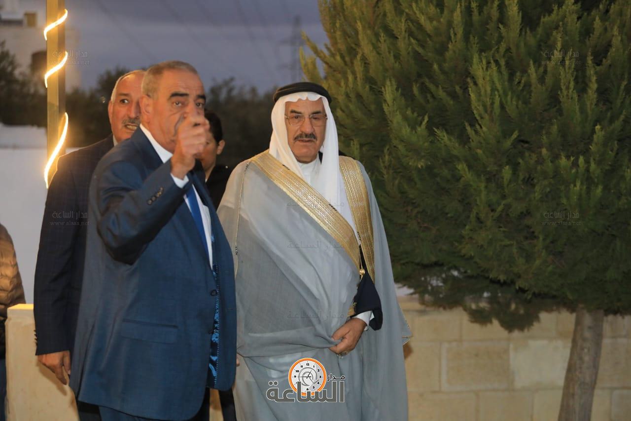 Madar Al-Saa Images 0.3508624959936436