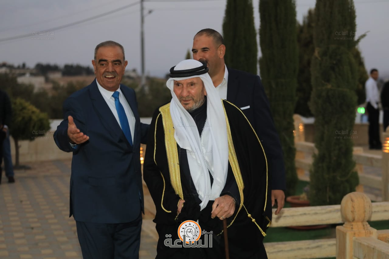 Madar Al-Saa Images 0.589643907314085