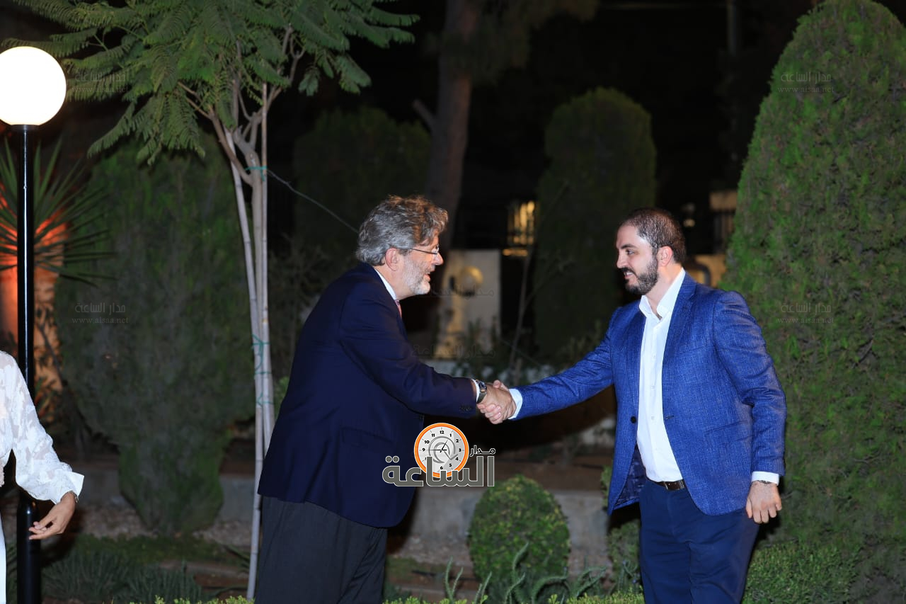 Madar Al-Saa Images 0.23822813640206653