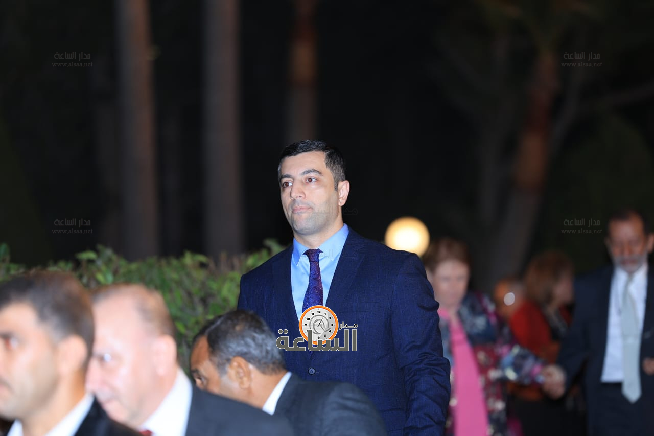 Madar Al-Saa Images 0.9607125786179217