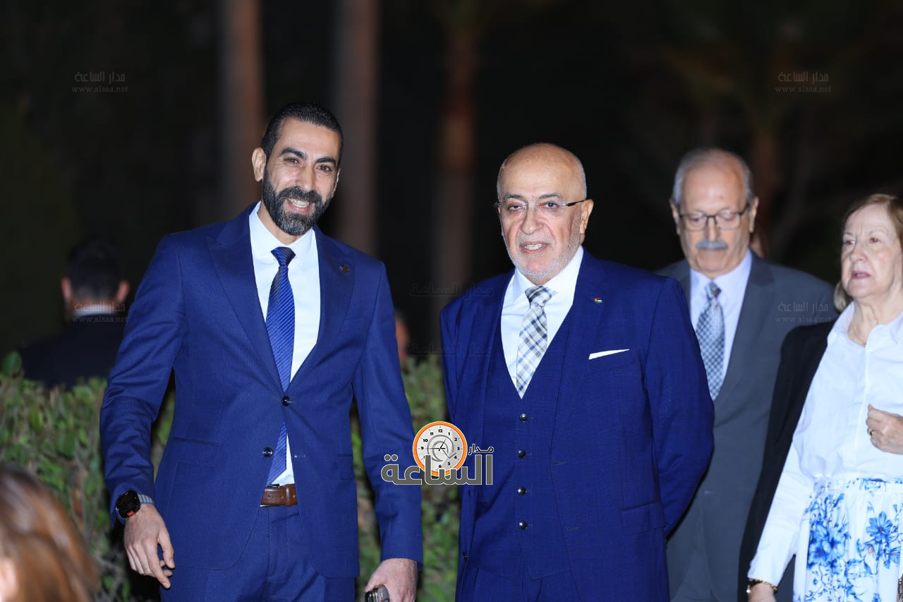 Madar Al-Saa Images 0.6871858077388575