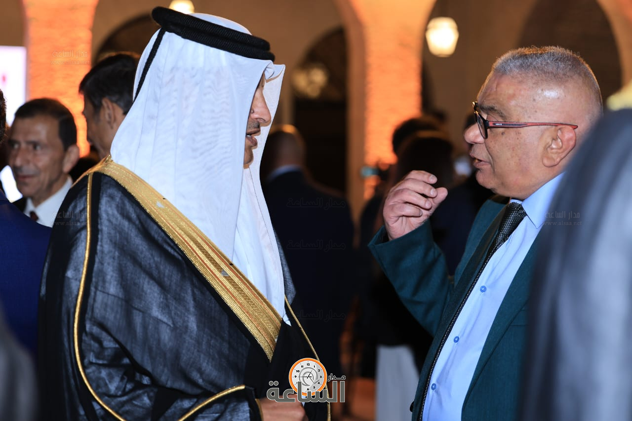 Madar Al-Saa Images 0.38161370184872323