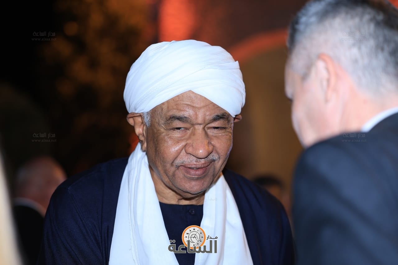 Madar Al-Saa Images 0.11134765616452547