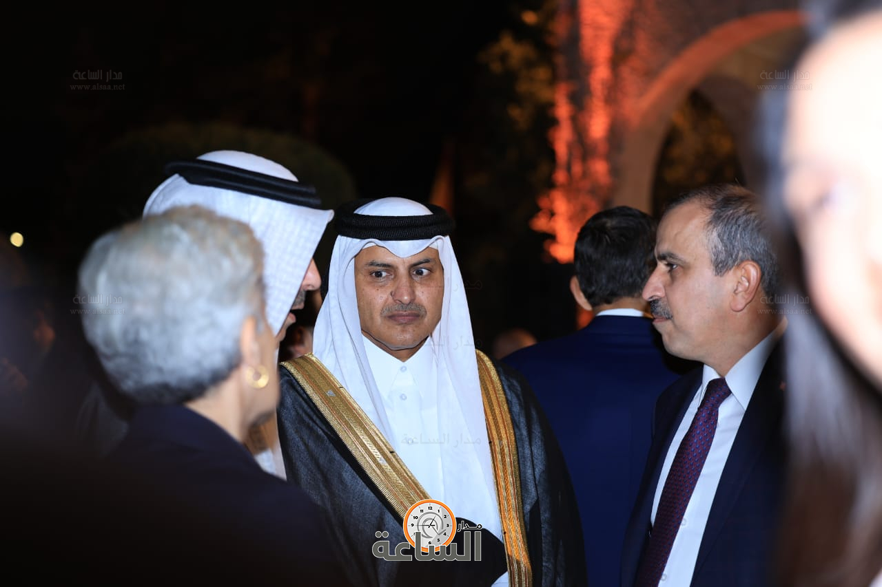 Madar Al-Saa Images 0.3978263647459779