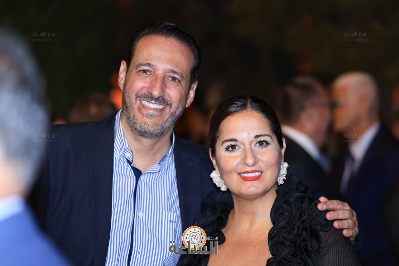 Madar Al-Saa Images 0.7998056376018049