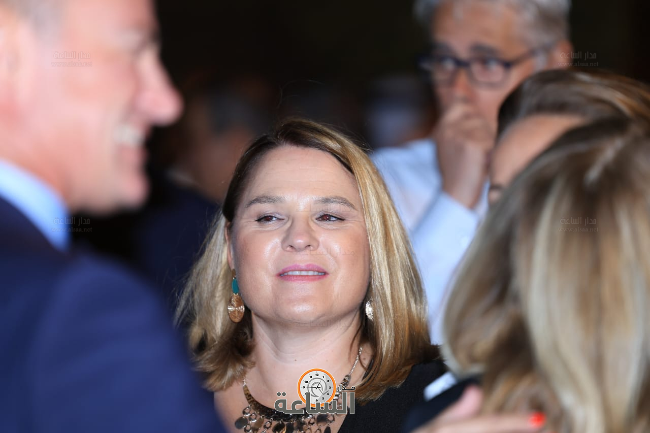 Madar Al-Saa Images 0.4525777704453704