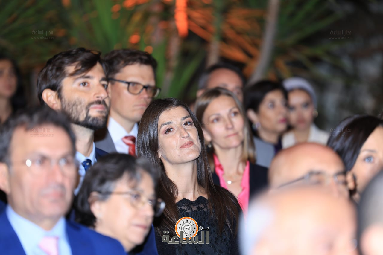 Madar Al-Saa Images 0.43154104559547934