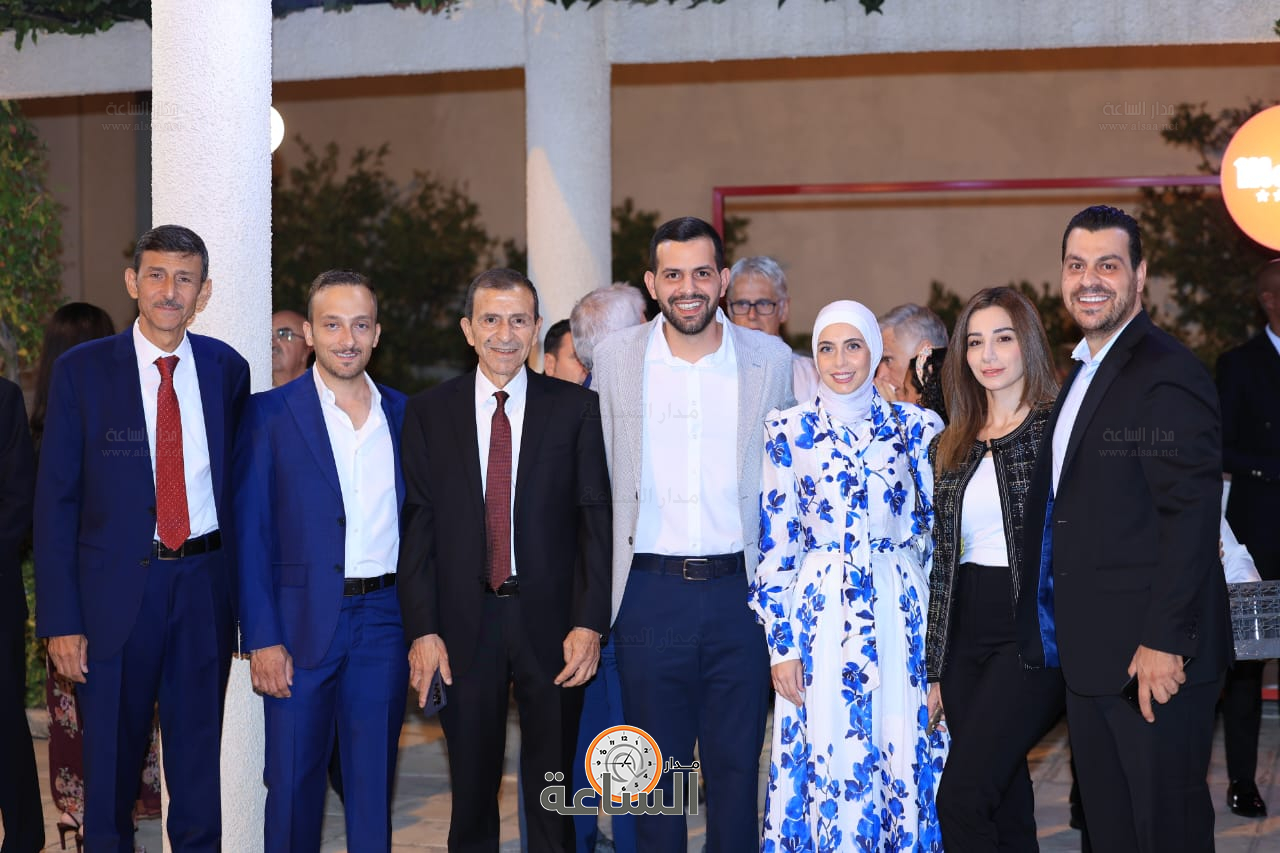 Madar Al-Saa Images 0.6069469848570366