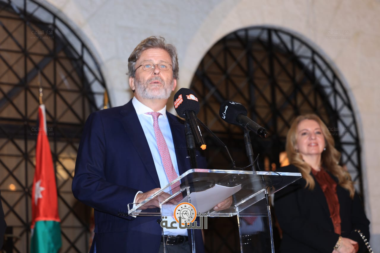 Madar Al-Saa Images 0.2329540252922001