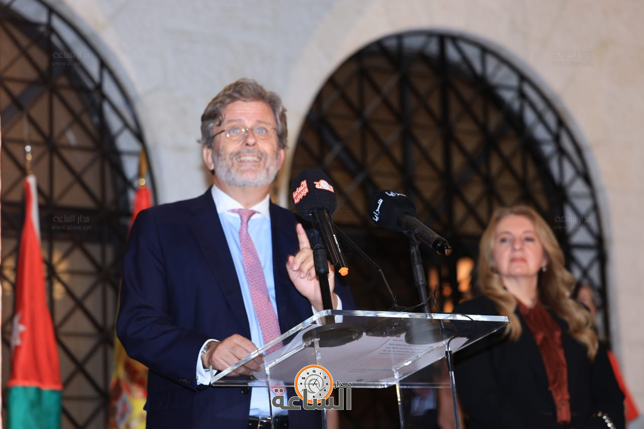 Madar Al-Saa Images 0.31025360084458886