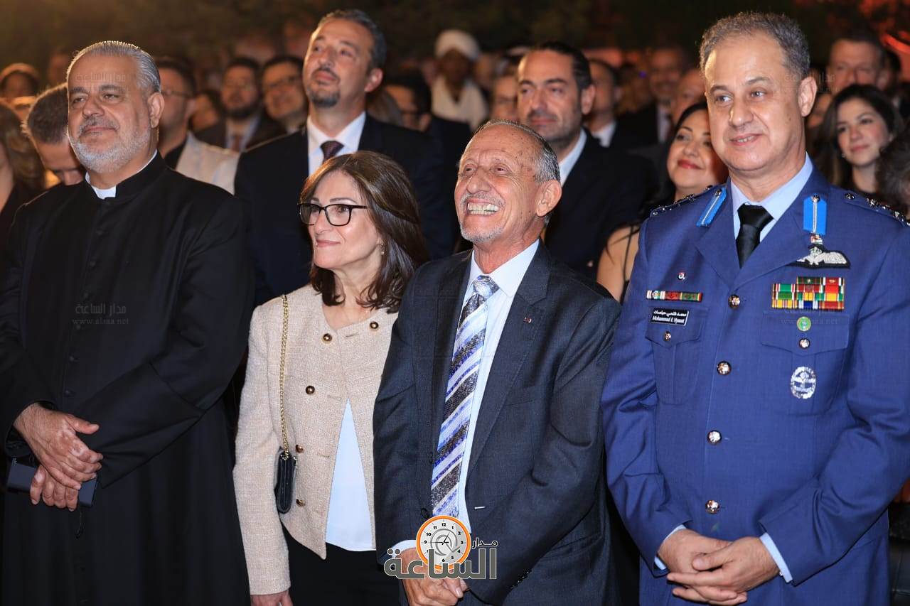 Madar Al-Saa Images 0.4476138808042258