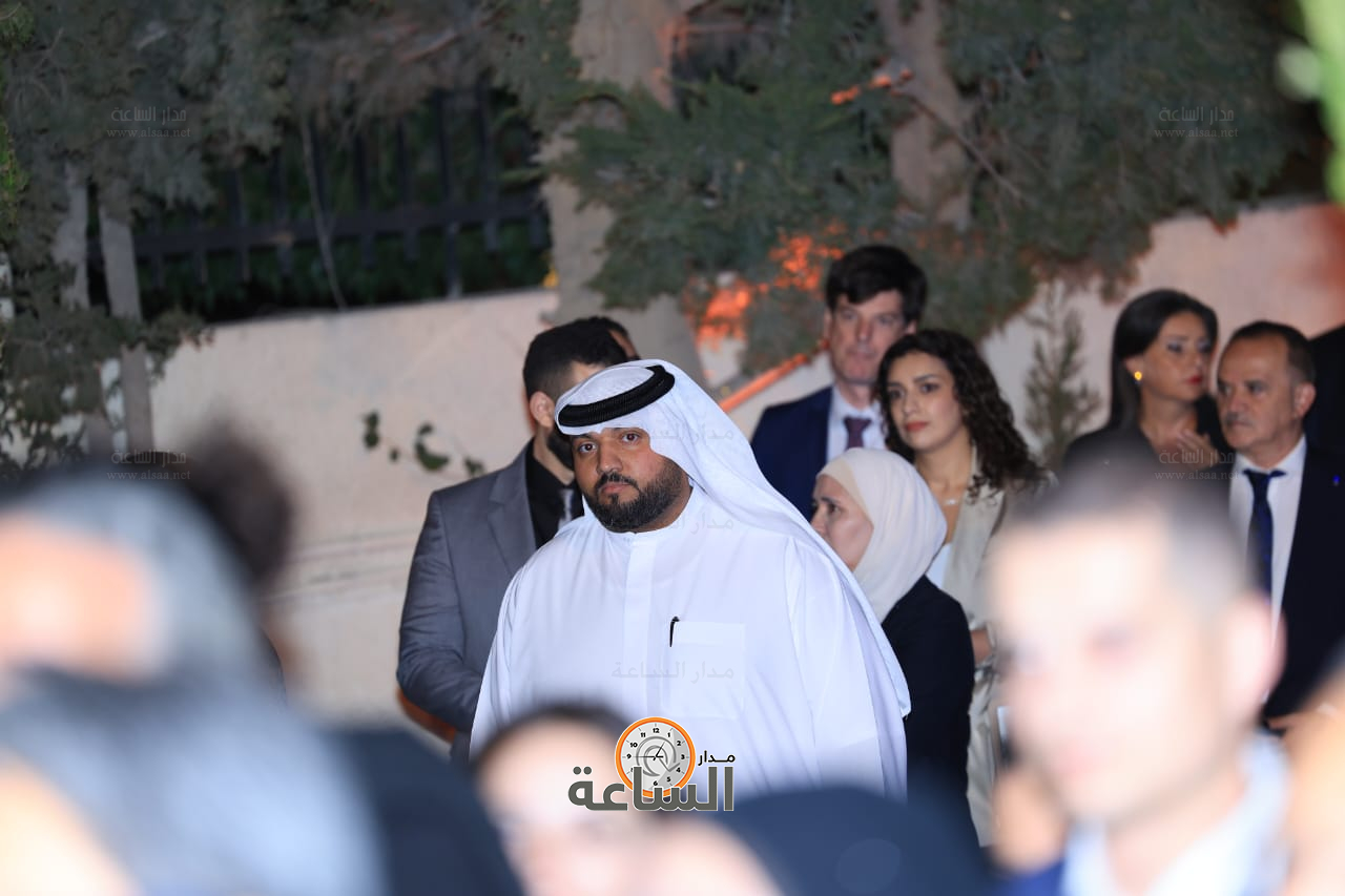 Madar Al-Saa Images 0.7709160421310144