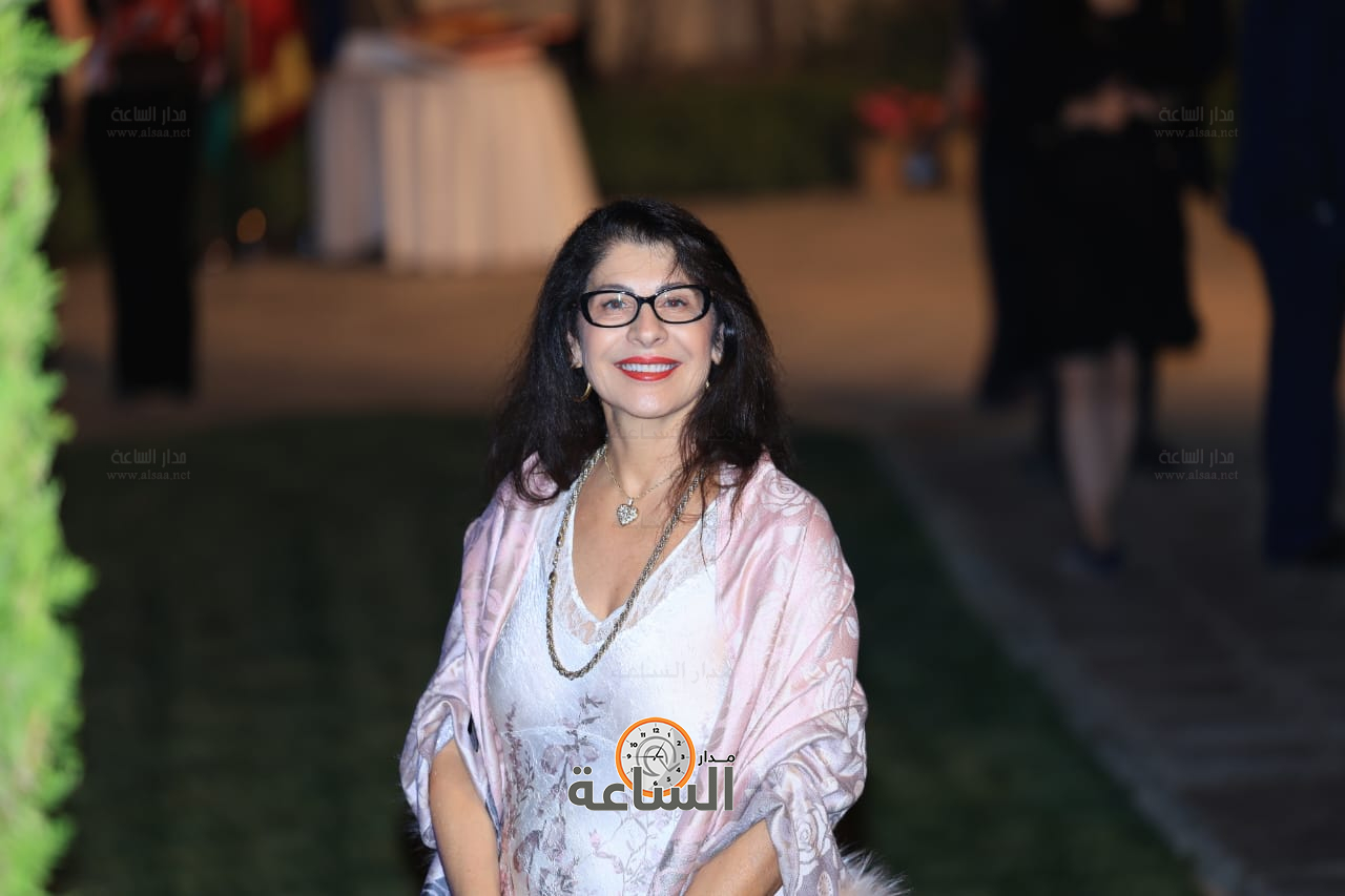 Madar Al-Saa Images 0.8791435792569262