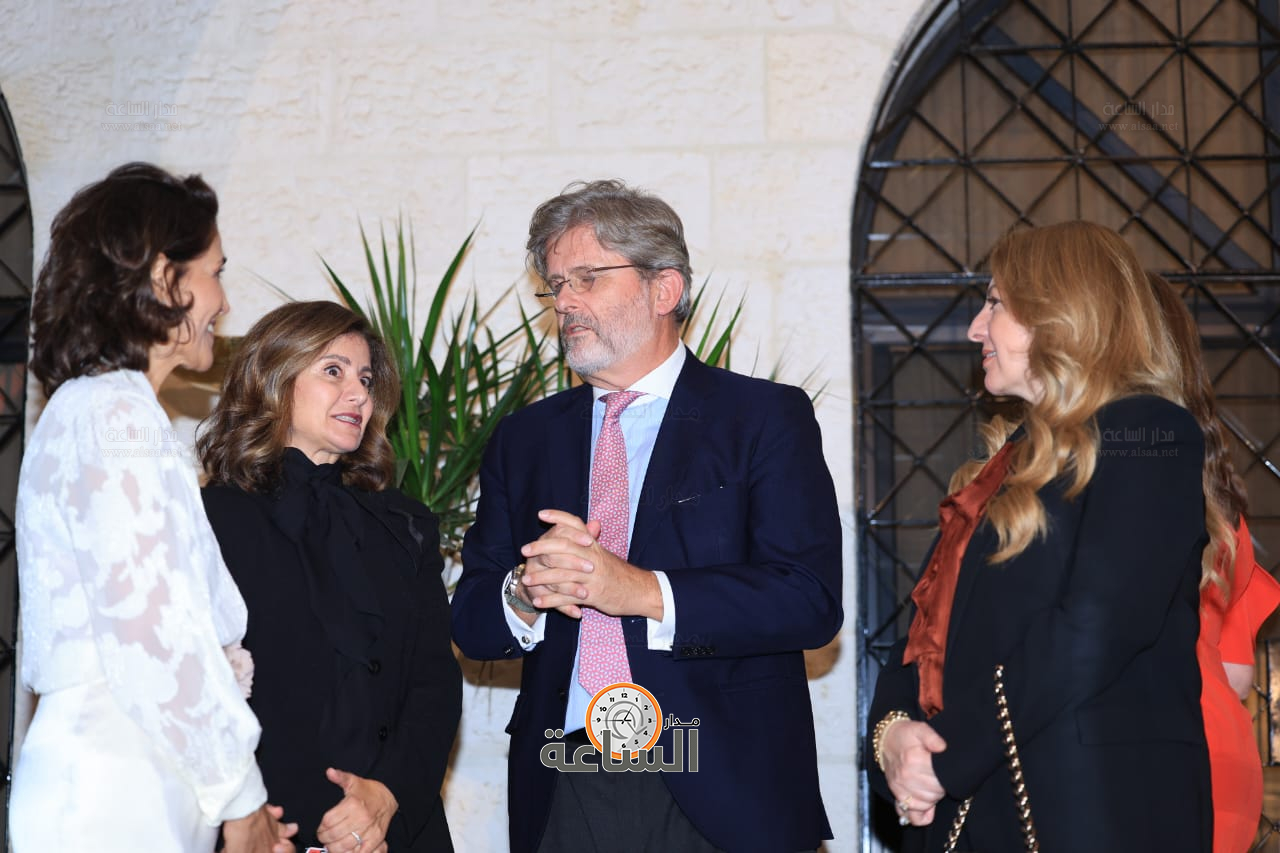 Madar Al-Saa Images 0.3660568940661293