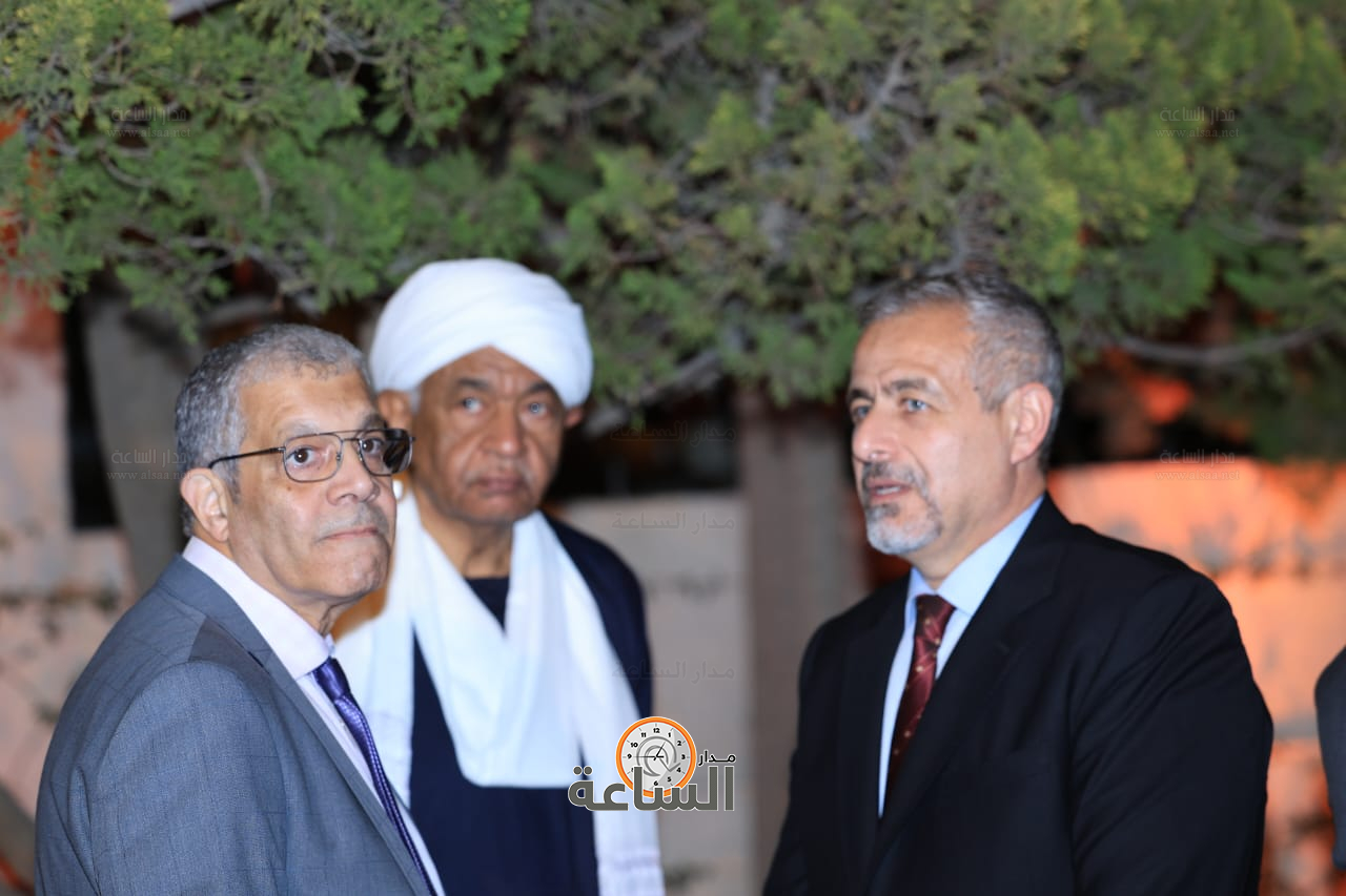 Madar Al-Saa Images 0.7277767639673282