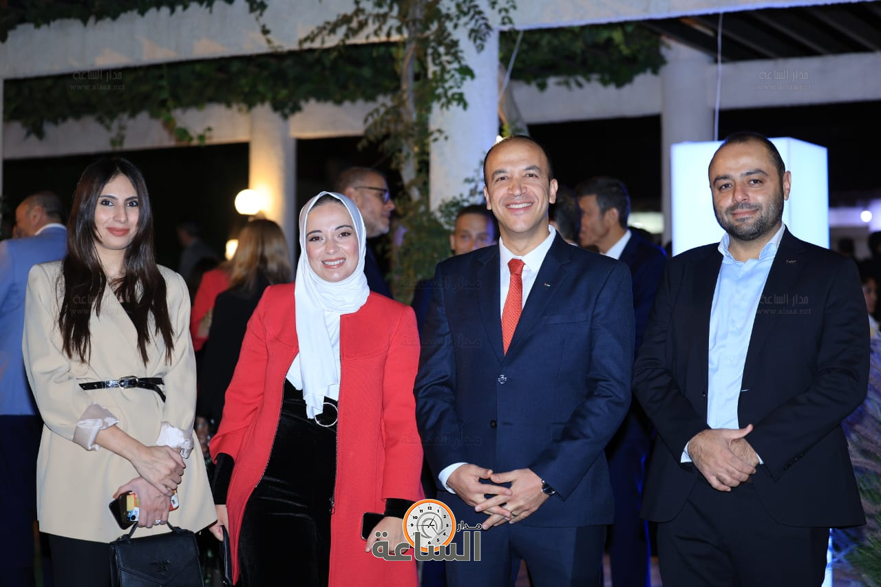 Madar Al-Saa Images 0.22368365766794707