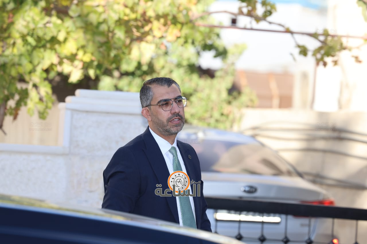 Madar Al-Saa Images 0.9746646448268387