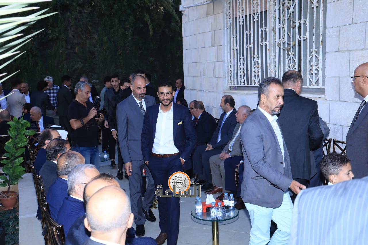 Madar Al-Saa Images 0.1290092974911673