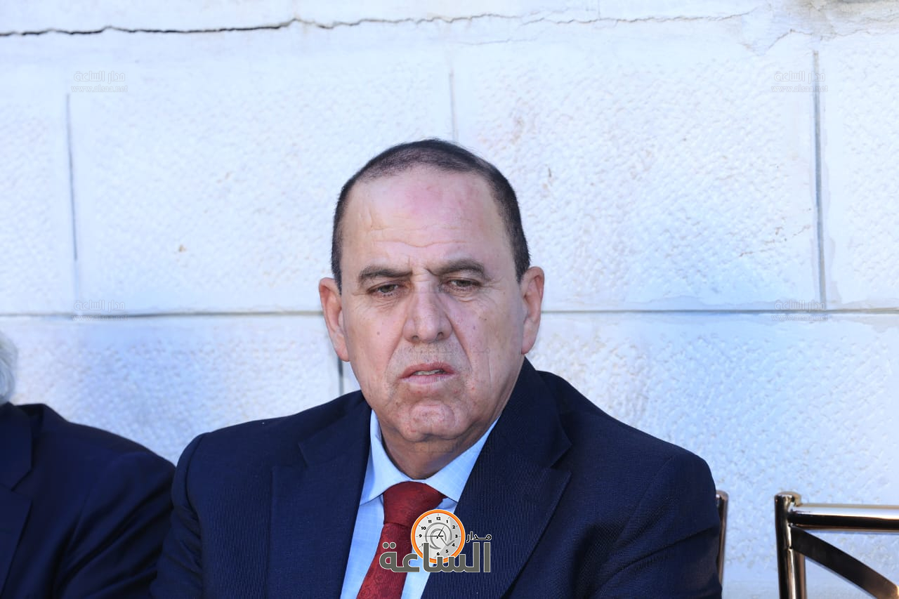 Madar Al-Saa Images 0.3716067302683106