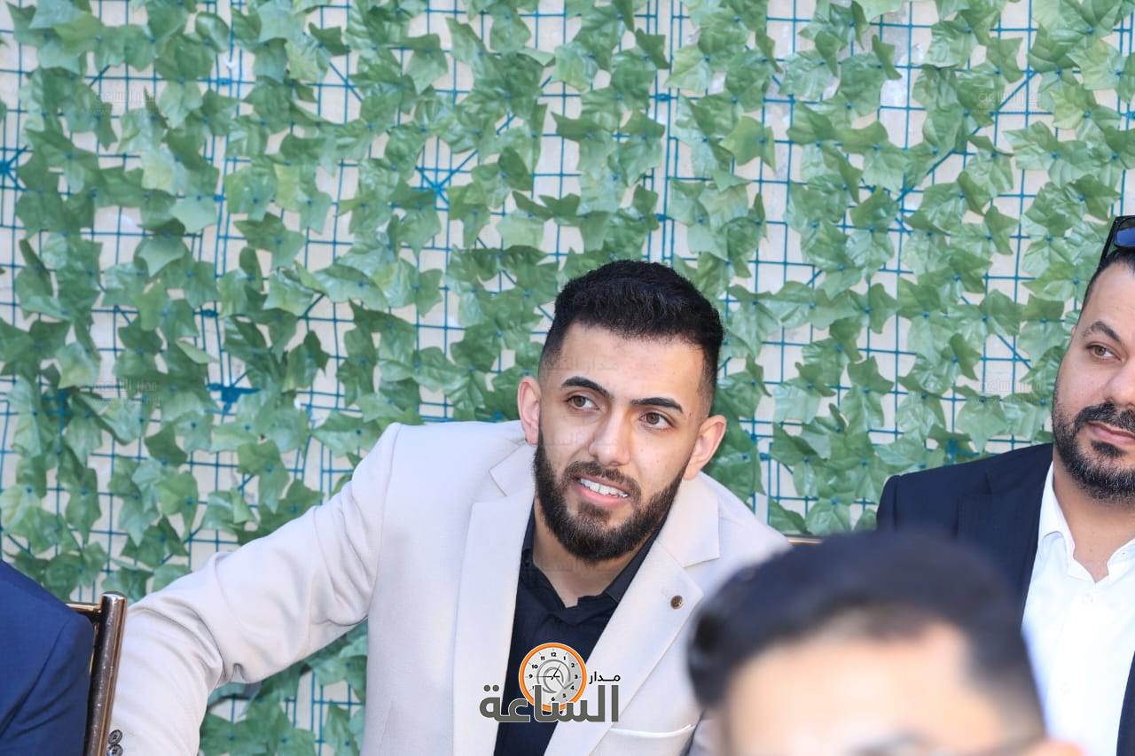 Madar Al-Saa Images 0.0077004729565616215