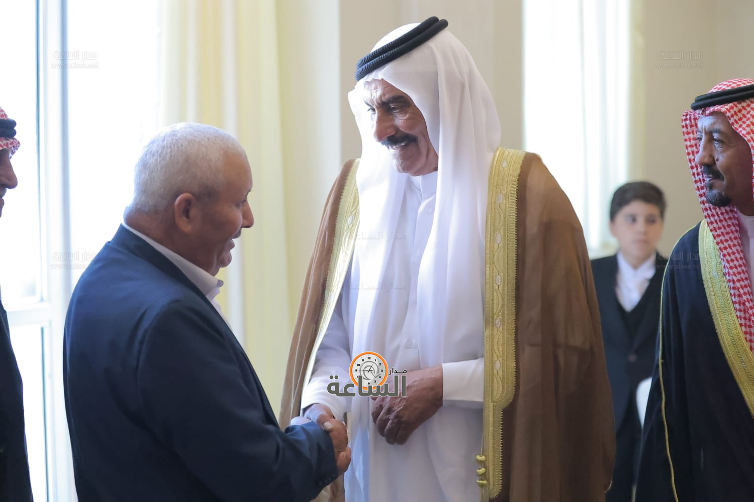 Madar Al-Saa Images 0.011372972906917633