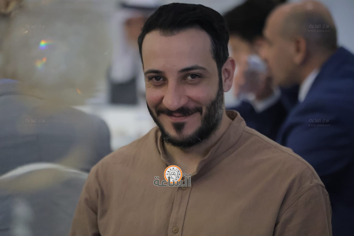 Madar Al-Saa Images 0.4356075484294508