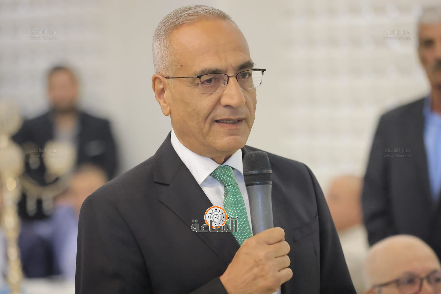 Madar Al-Saa Images 0.4061869874292693