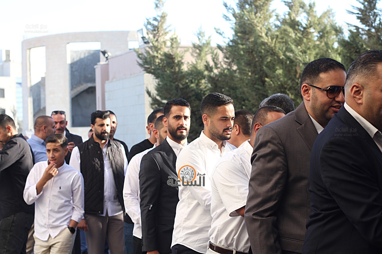 Madar Al-Saa Images 0.557907543947524