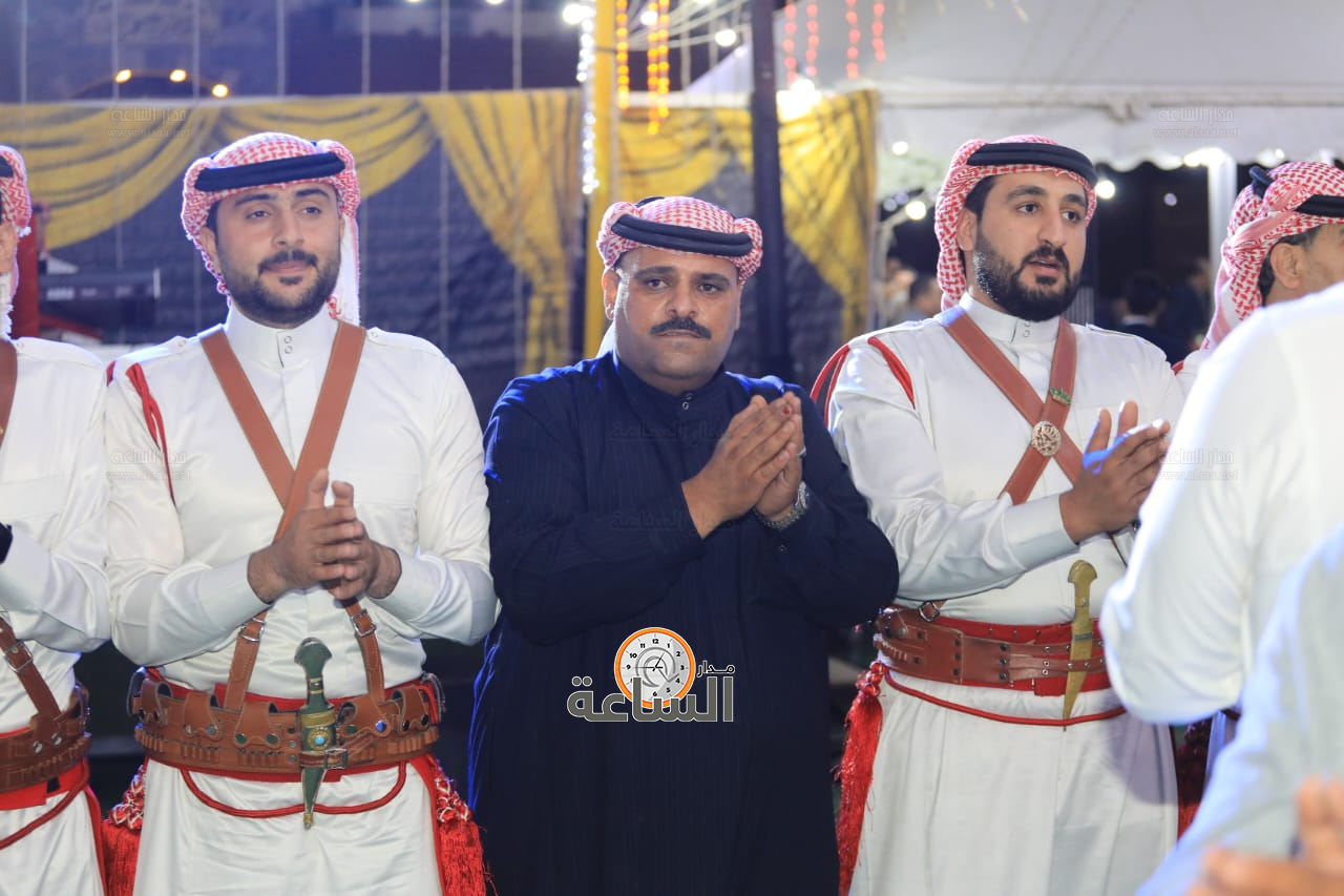 Madar Al-Saa Images 0.38566402432501656