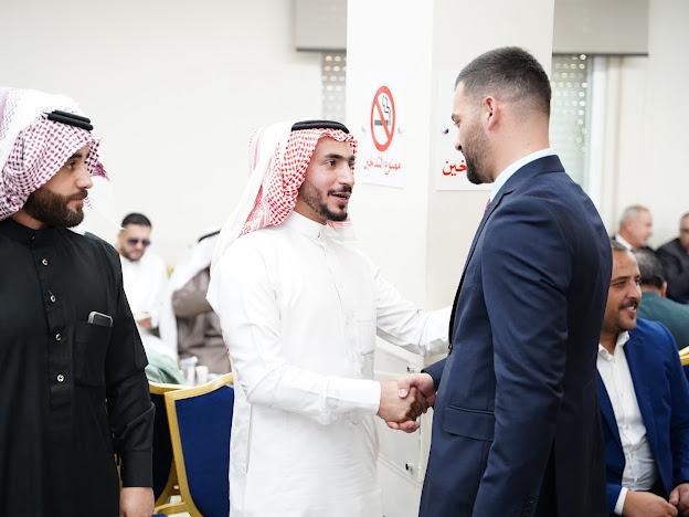 Madar Al-Saa Images 0.5368914779013753