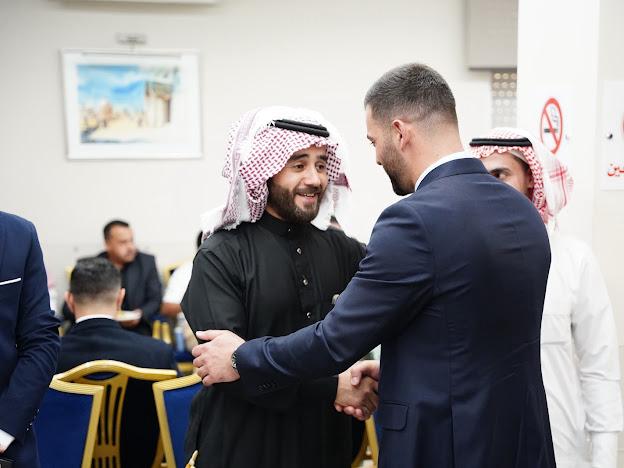 Madar Al-Saa Images 0.11922287845917945