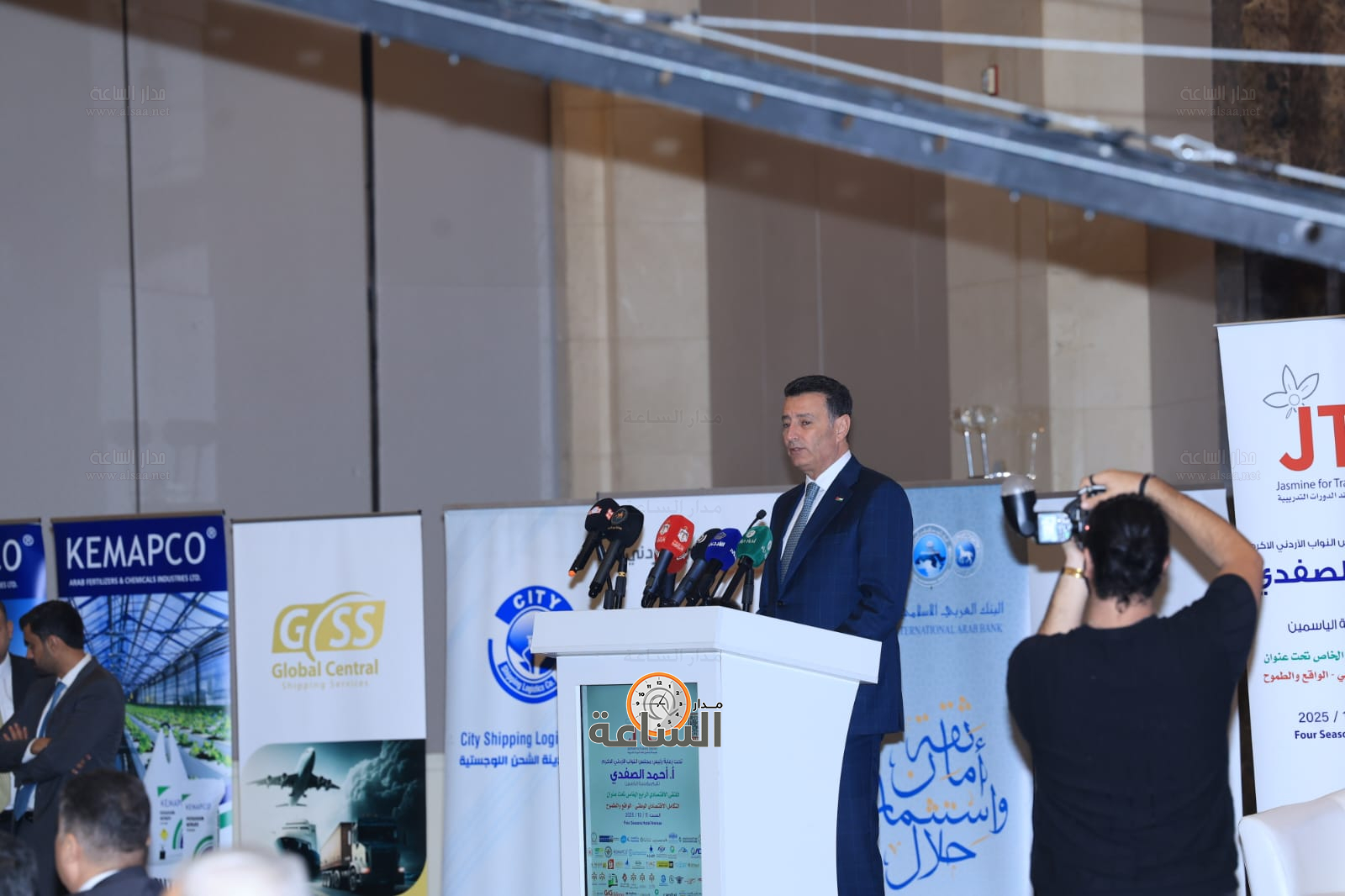 Madar Al-Saa Images 0.40140619643237285