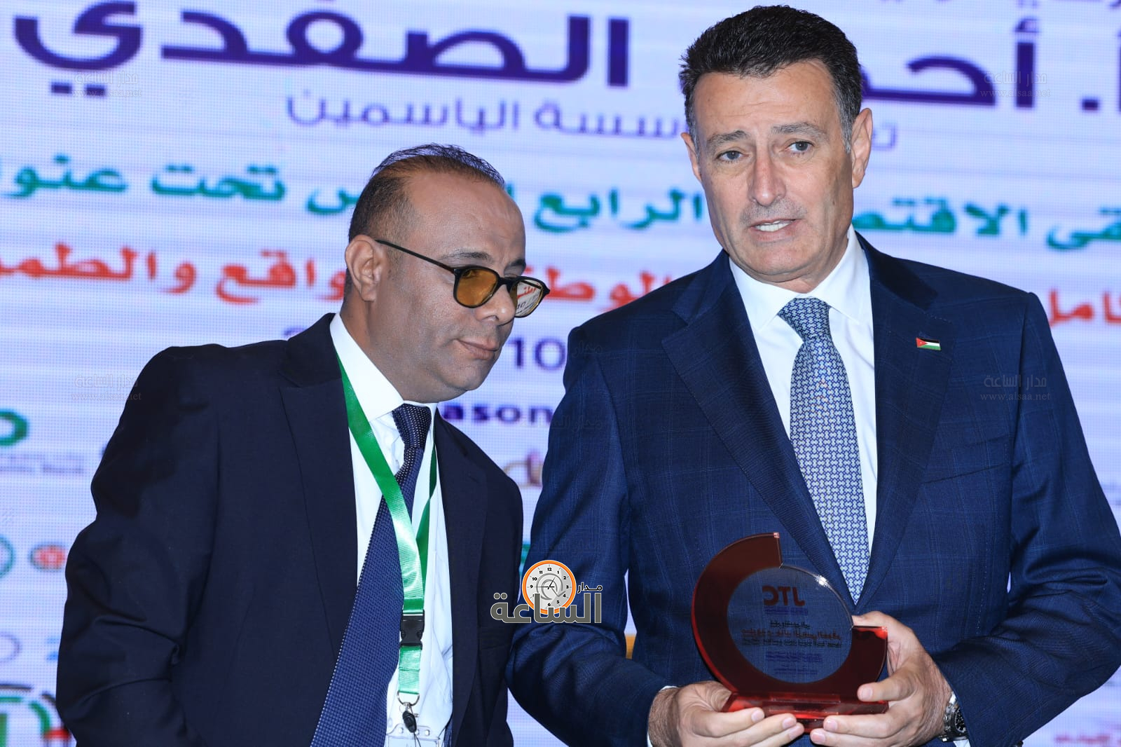 Madar Al-Saa Images 0.012509403385996265