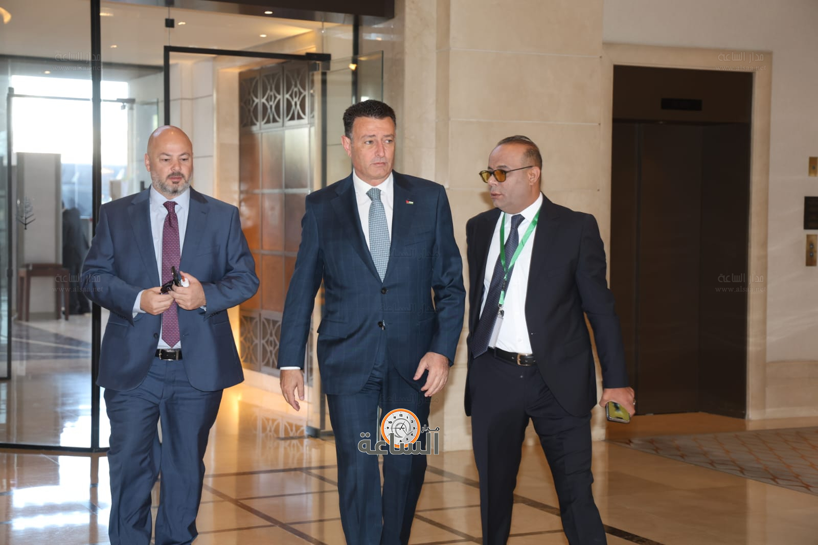 Madar Al-Saa Images 0.48947271661855485