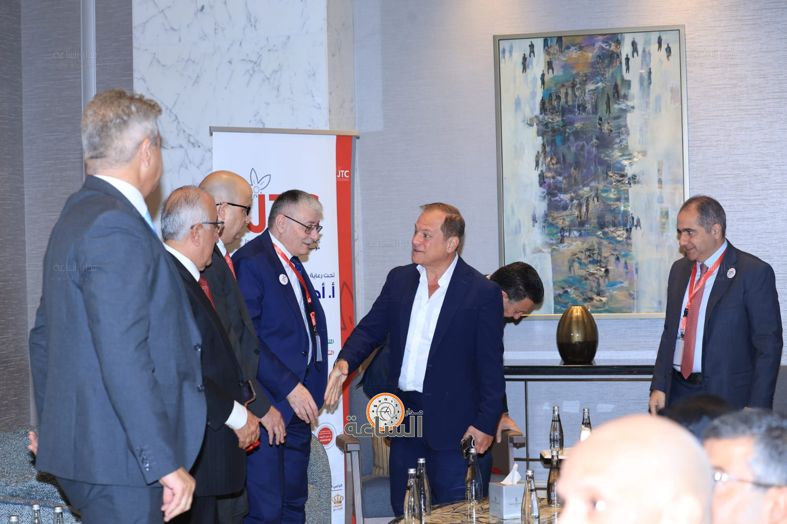 Madar Al-Saa Images 0.4630792709594185