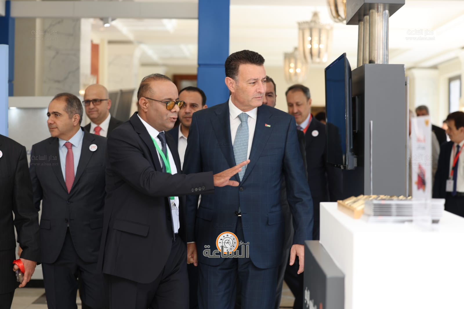 Madar Al-Saa Images 0.515683389231538