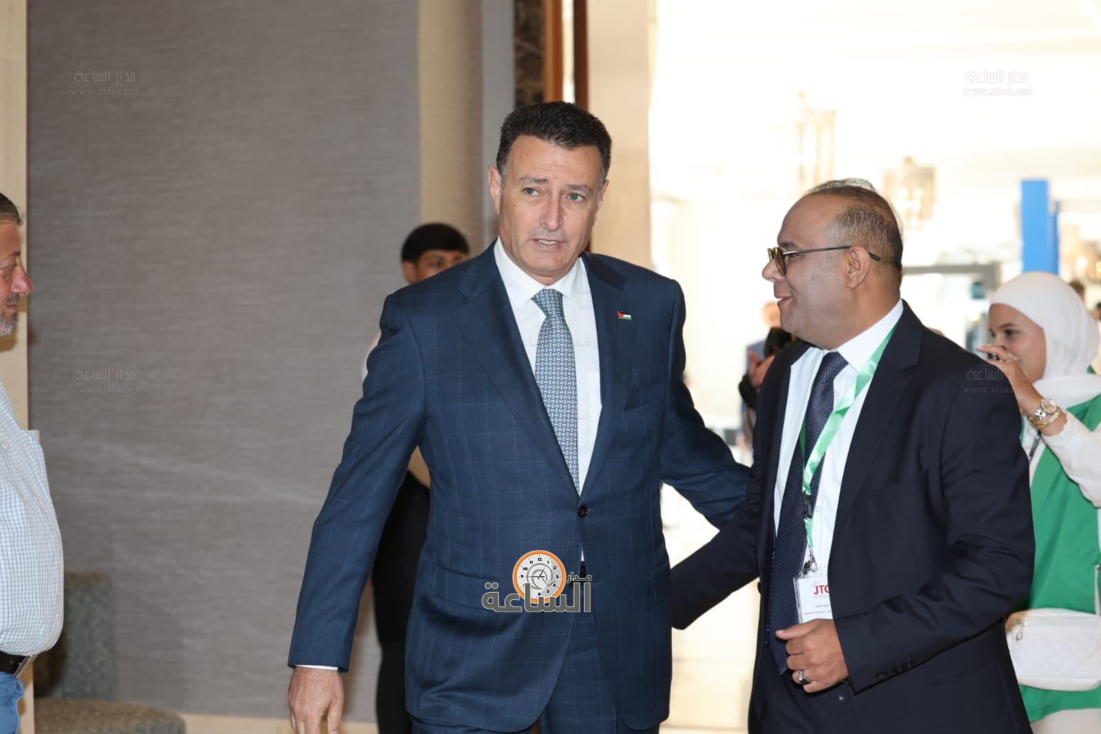 Madar Al-Saa Images 0.5986188111952851