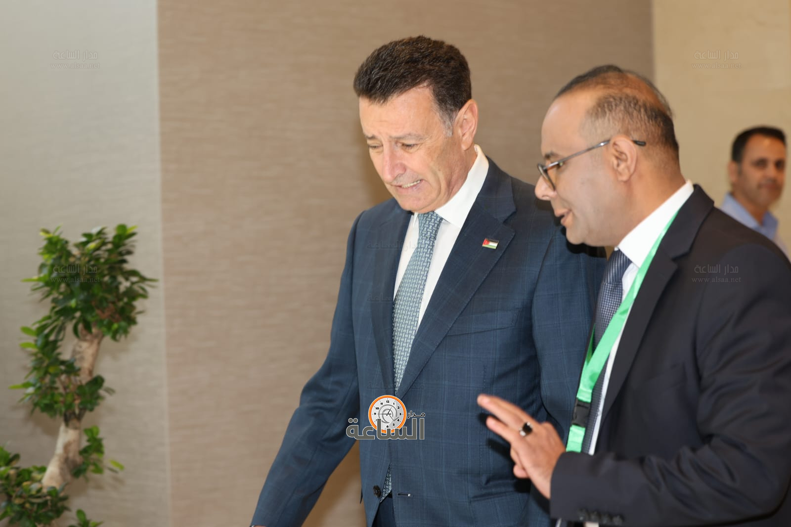 Madar Al-Saa Images 0.9254754548715416