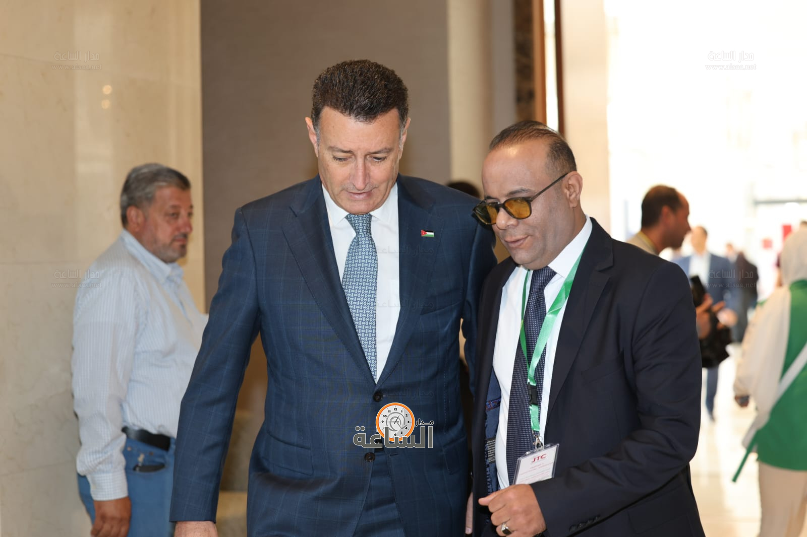 Madar Al-Saa Images 0.77156884283775